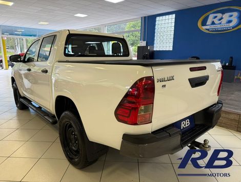 Toyota Hilux CD 4x4 2.8 Diesel Mec.