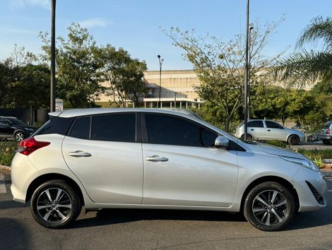 Toyota YARIS XS Connect 1.5 Flex 16V 5p Aut.