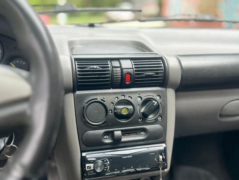 Chevrolet Classic Life/LS 1.0 VHC FlexP. 4p