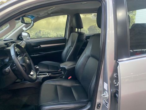 Toyota Hilux CD SRX 4x4 2.8 TDI 16V Diesel Aut.