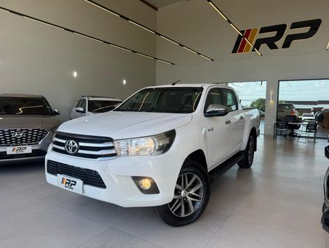 Toyota Hilux CD 4x4 2.8 Diesel Mec.