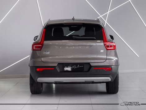 Volvo XC 40 T-5 MOMENTUM 1.5 FWD (Híbrido)