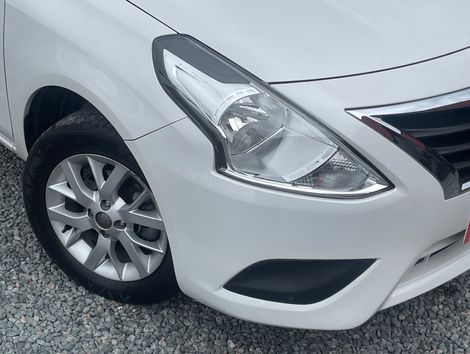 Nissan VERSA SV 1.6 16V FlexStart 4p Aut.