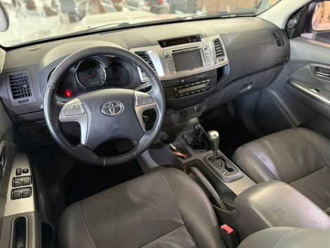 Toyota Hilux CD SRV D4-D 4x4 3.0 TDI Diesel Aut