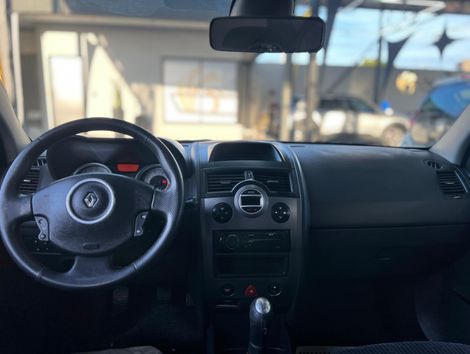 Renault Megane Sedan Dynamique Hi-Flex 1.6 16V