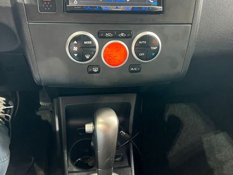 Nissan TIIDA SL 1.8/1.8 Flex 16V Aut.