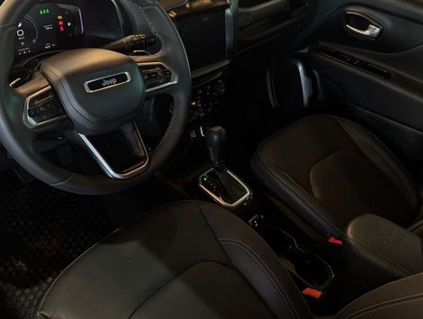 Jeep Renegade Long. T270 1.3 TB 4x2 Flex Aut.