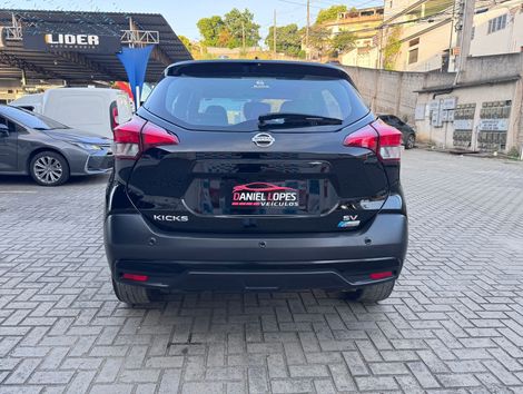 Nissan KICKS SV 1.6 16V FlexStar 5p Aut.
