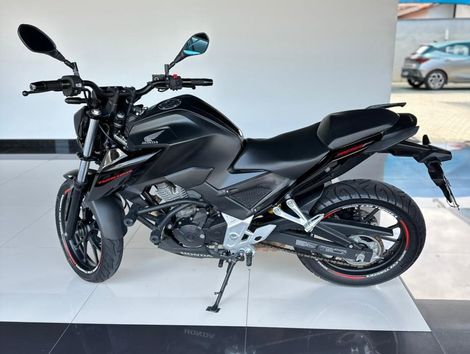 Honda Twister cb 300