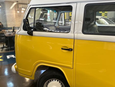 VolksWagen Kombi Escolar/50 anos 1.4 Mi Total Flex