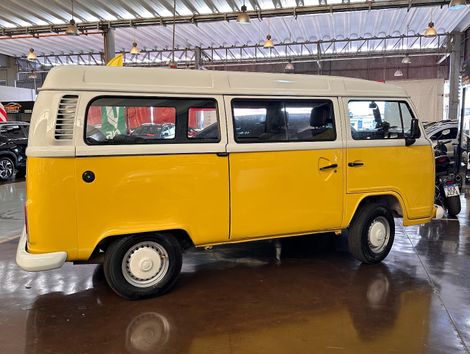 VolksWagen Kombi Escolar/50 anos 1.4 Mi Total Flex