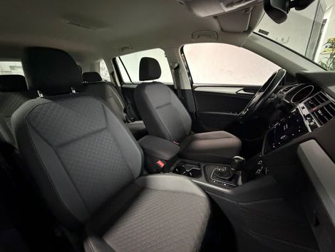 VolksWagen TIGUAN Allspac Comf 250 TSI 1.4 Flex