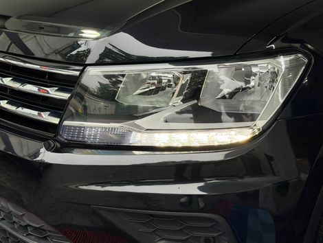 VolksWagen TIGUAN Allspac Comf 250 TSI 1.4 Flex