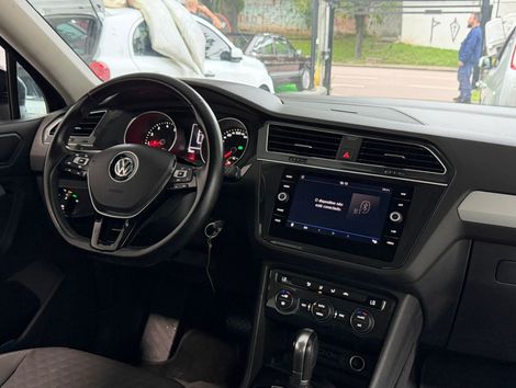 VolksWagen TIGUAN Allspac Comf 250 TSI 1.4 Flex