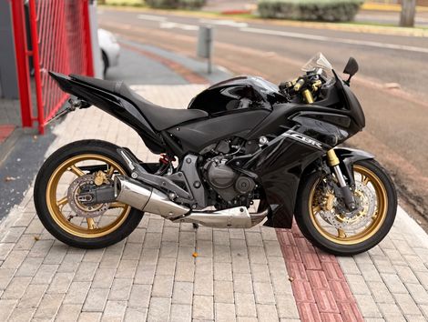 HONDA CBR 600 F