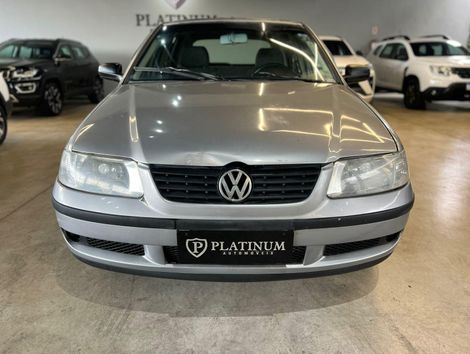 Volkswagen 1.0 Plus 16v 4p 