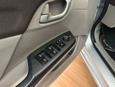 Honda Civic Sedan LXS 1.8/1.8 Flex 16V Aut. 4p