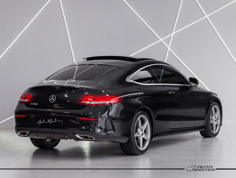 Mercedes C-250 Sport Coupe 2.0 16V 211cv Aut.