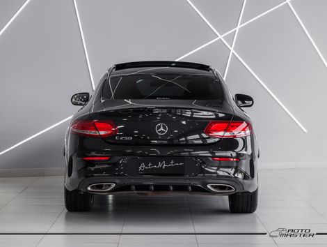 Mercedes C-250 Sport Coupe 2.0 16V 211cv Aut.
