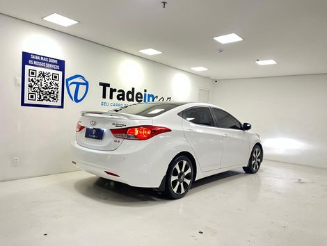 Hyundai Elantra GLS 1.8 16V Aut.