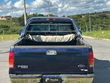 Ford F-250 XL 4.2 V6