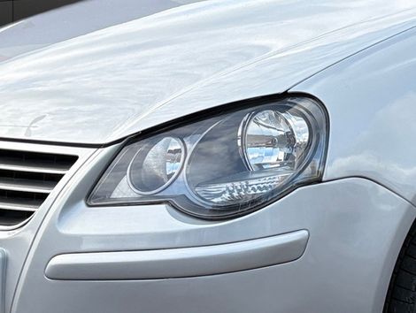 VolksWagen Polo Sed. COMFORT. 1.6 Mi Tot. Flex 8v