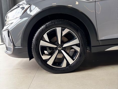 VolksWagen Nivus Highline 1.0 200 TSI Flex Aut.