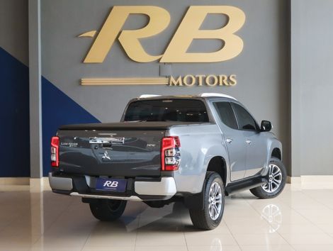 Mitsubishi L200 Triton Sport HPE-S 2.4 CD Dies. Aut