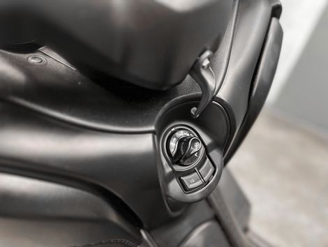 YAMAHA XMAX 250 ABS