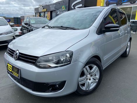 VolksWagen Fox 1.6 Mi Total Flex 8V 5p