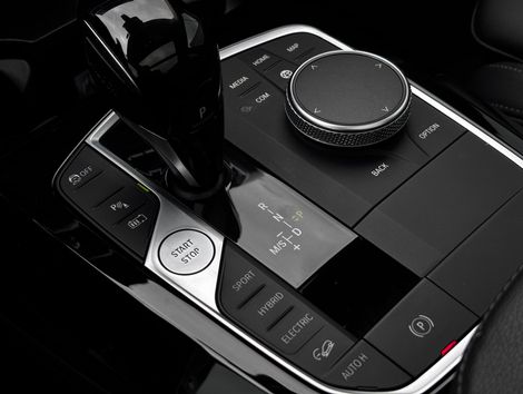 BMW X3 XDRIVE 30e X-Line Turbo Aut. (Híb.)