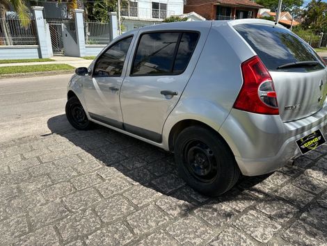 Renault SANDERO Expression Hi-Flex 1.0 16V 5p