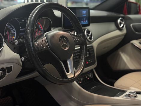 Mercedes GLA 200 Vision 1.6/1.6 TB 16V Flex Aut.