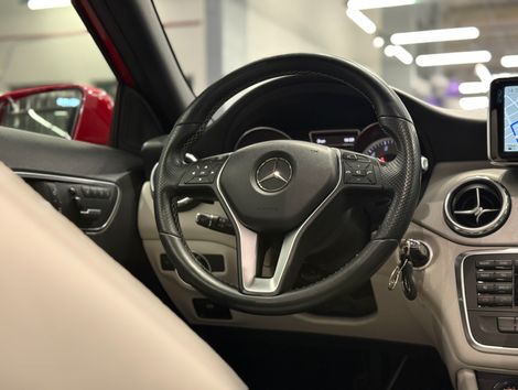 Mercedes GLA 200 Vision 1.6/1.6 TB 16V Flex Aut.