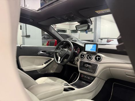 Mercedes GLA 200 Vision 1.6/1.6 TB 16V Flex Aut.