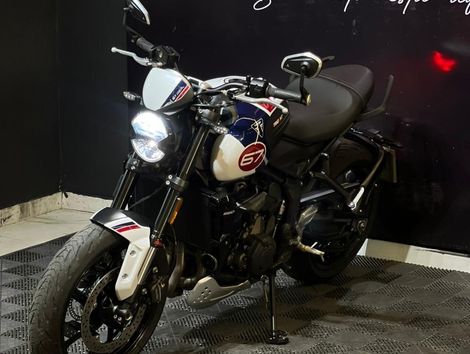 TRIUMPH TRIDENT 660 TRIPLE TRIBUTE