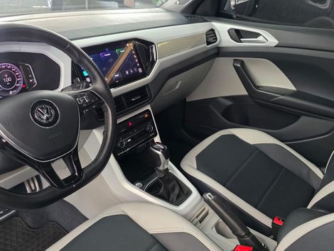 VolksWagen T-Cross Hig. 250 TSI 1.4 Flex 16V 5p Aut