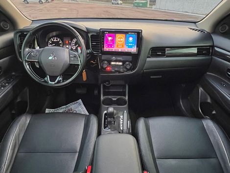 Mitsubishi OUTLANDER 2.0 16V 160cv Aut.