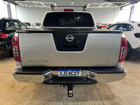 Nissan SL CD 4x4 2.5TB Diesel Aut 