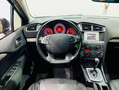 Citroën C4 LOUNGE Tendance 1.6 Turbo 4p Aut