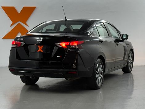 Nissan VERSA Advance 1.6 16V Flex Aut.