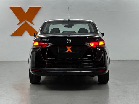 Nissan VERSA Advance 1.6 16V Flex Aut.