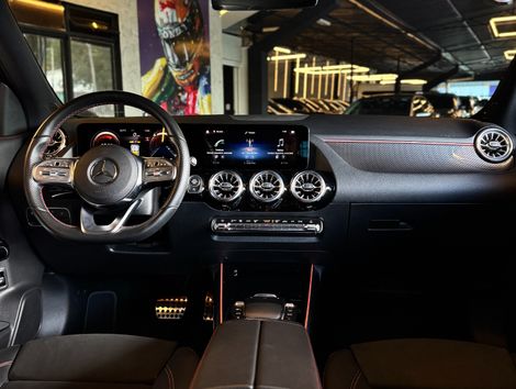 Mercedes GLA 200 AMG Line 1.3 16V TB Aut.