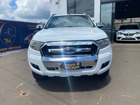 Ford Ranger Limited 3.2 4x4 CD Diesel Aut.