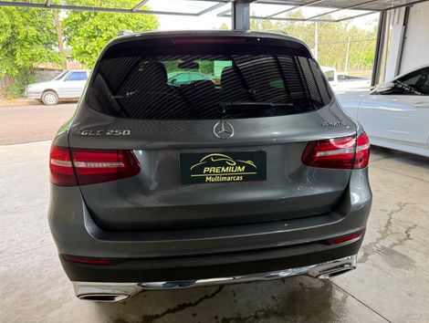 Mercedes GLC 250 Sport 4MATIC 2.0 TB 16V Aut.