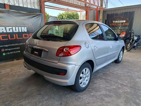 Peugeot 207 XR Sport 1.4 Flex 8V 5p