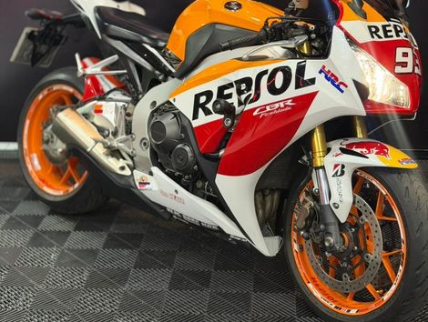HONDA CBR 1000 RR Fireblade