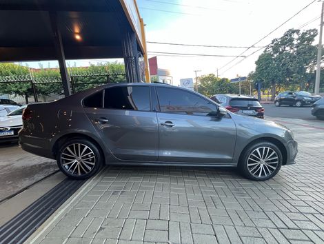 VolksWagen JETTA Comfortline 1.4 TSI 16V 4p Aut.