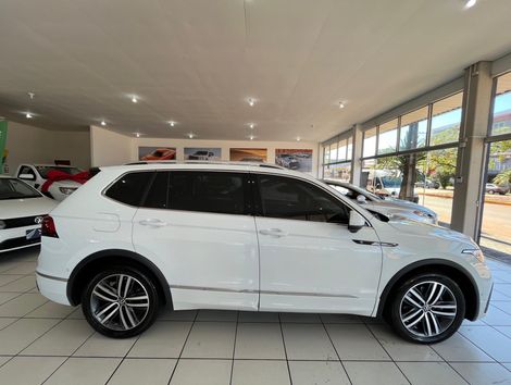 VolksWagen TIGUAN Allspac R-Line 300 TSI 2.0 