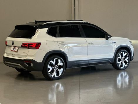 VolksWagen TAOS Highline 1.4 250 TSI Flex Aut.